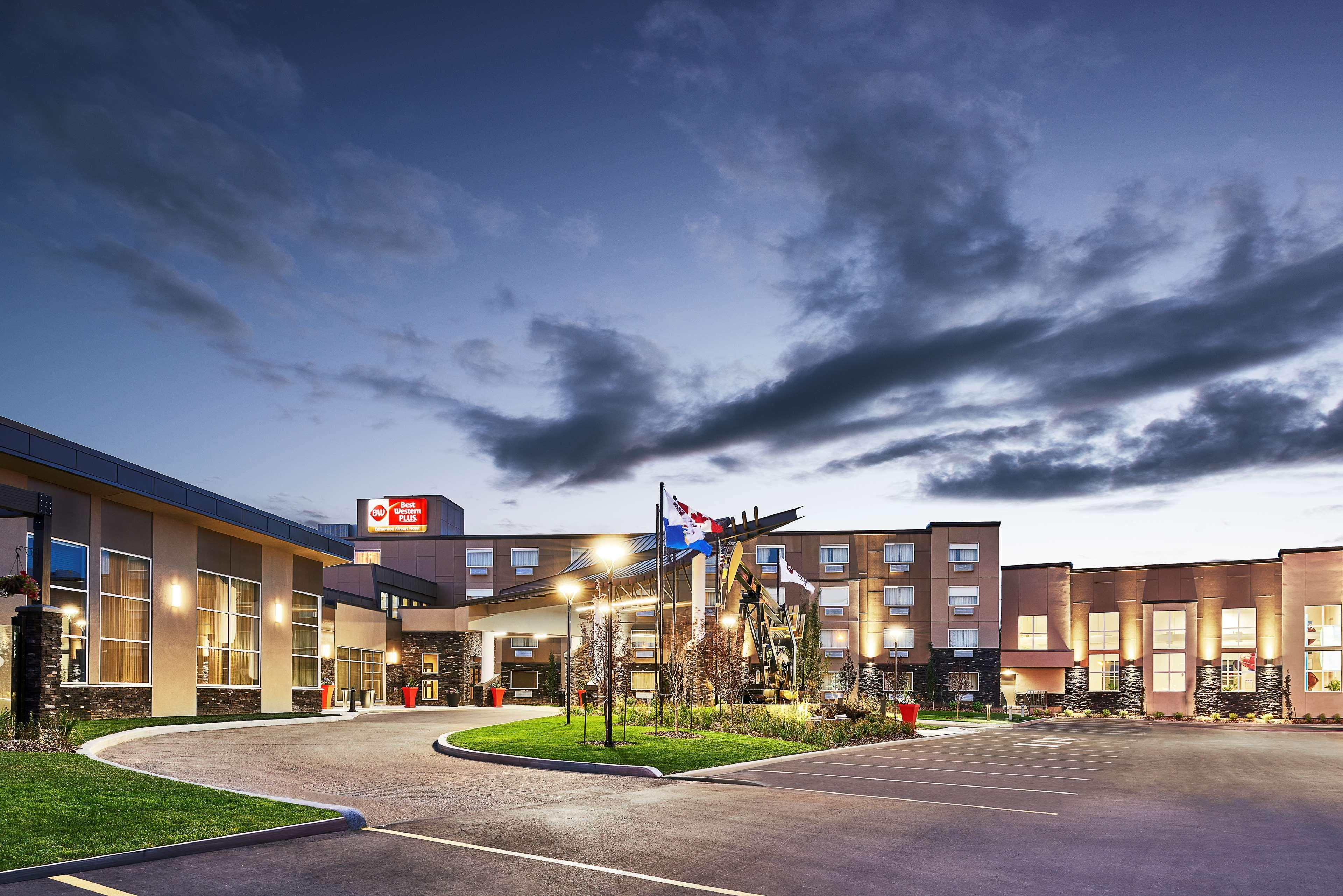 Best Western Plus Edmonton Airport Hotel Leduc Exterior foto